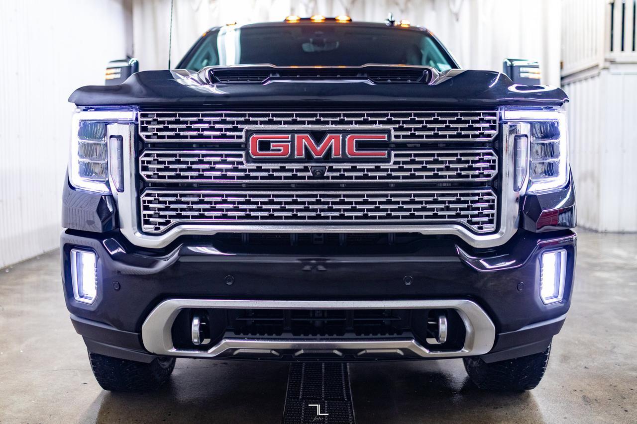 2023 GMC Sierra 2500HD 4x4 Crew Cab Denali Diesel Leather Roof Nav BCam Red Deer AB