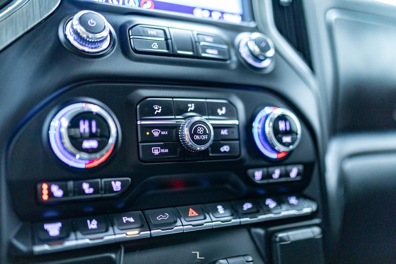 2023 GMC Sierra 2500HD 4x4 Crew Cab Denali Diesel Leather Roof Nav BCam Red Deer AB