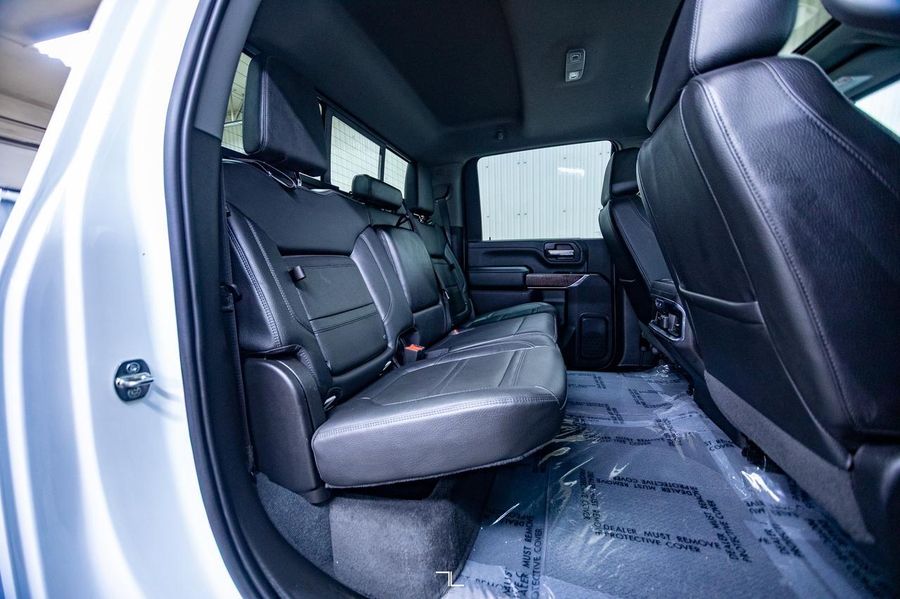 2023 GMC Sierra 2500HD 4x4 Crew Cab Denali Diesel Leather Roof Nav Red Deer AB