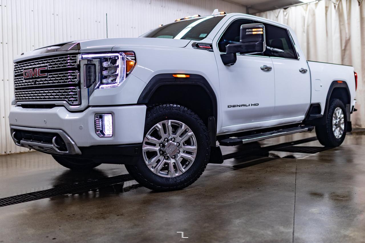 2023 GMC Sierra 2500HD 4x4 Crew Cab Denali Diesel Leather Roof Nav Red Deer AB