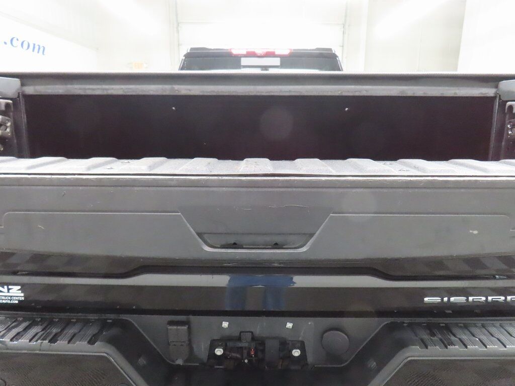 2023 GMC Sierra 2500HD 4x4 Crew Cab Denali Fond du Lac WI