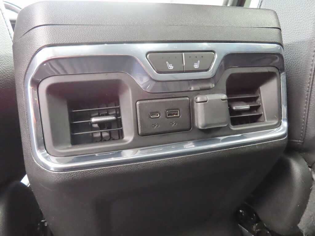 2023 GMC Sierra 2500HD 4x4 Crew Cab Denali Fond du Lac WI