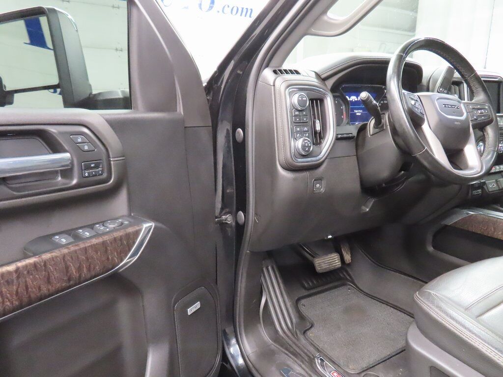 2023 GMC Sierra 2500HD 4x4 Crew Cab Denali Fond du Lac WI
