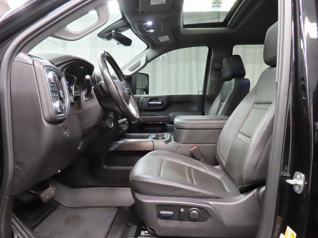 2023 GMC Sierra 2500HD 4x4 Crew Cab Denali Fond du Lac WI