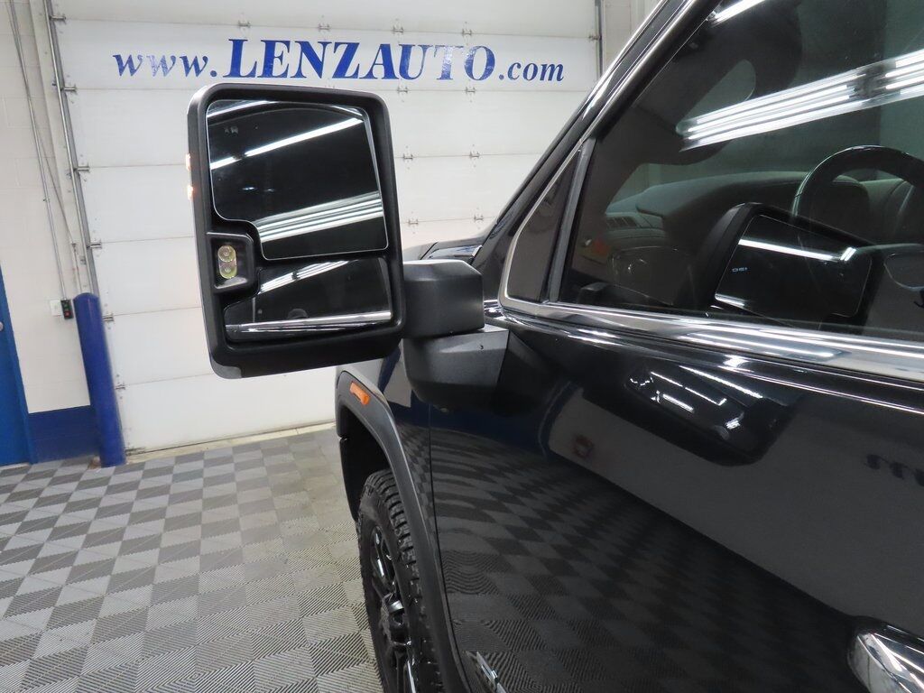 2023 GMC Sierra 2500HD 4x4 Crew Cab Denali Fond du Lac WI