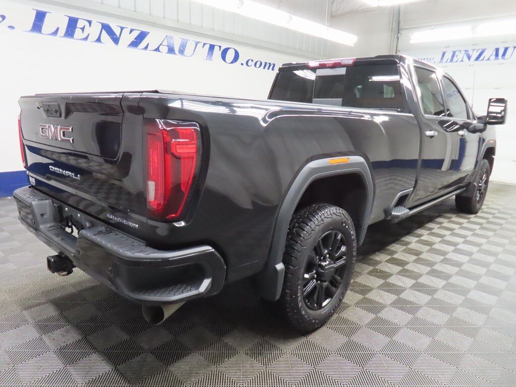 2023 GMC Sierra 2500HD 4x4 Crew Cab Denali Fond du Lac WI