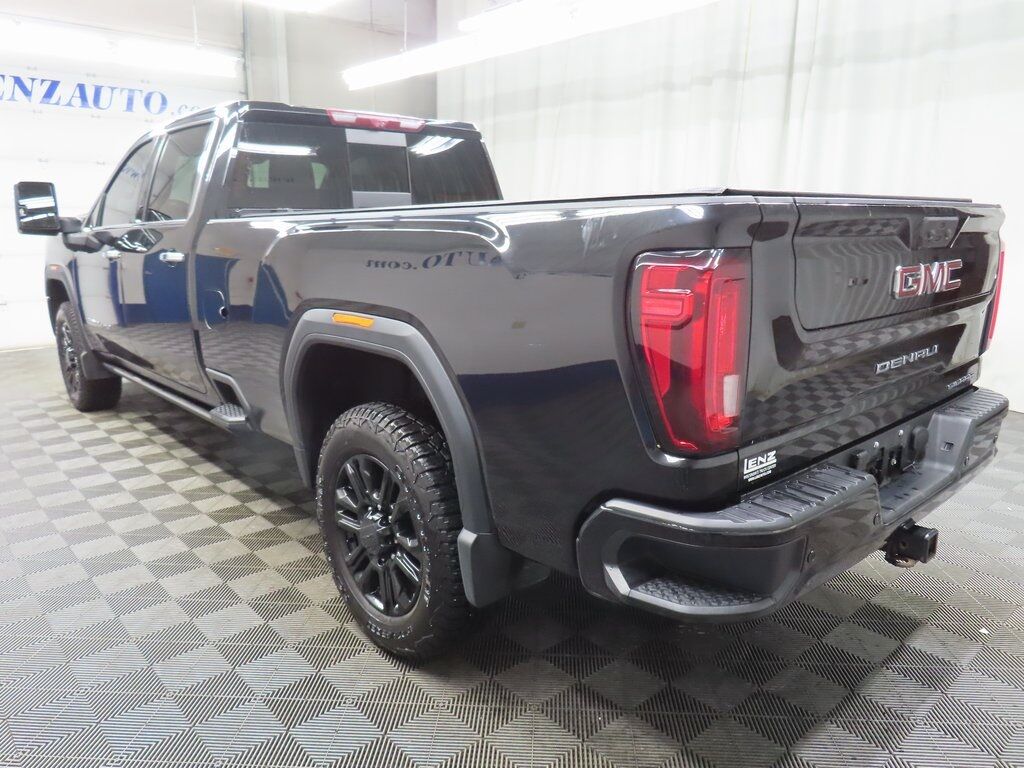 2023 GMC Sierra 2500HD 4x4 Crew Cab Denali Fond du Lac WI