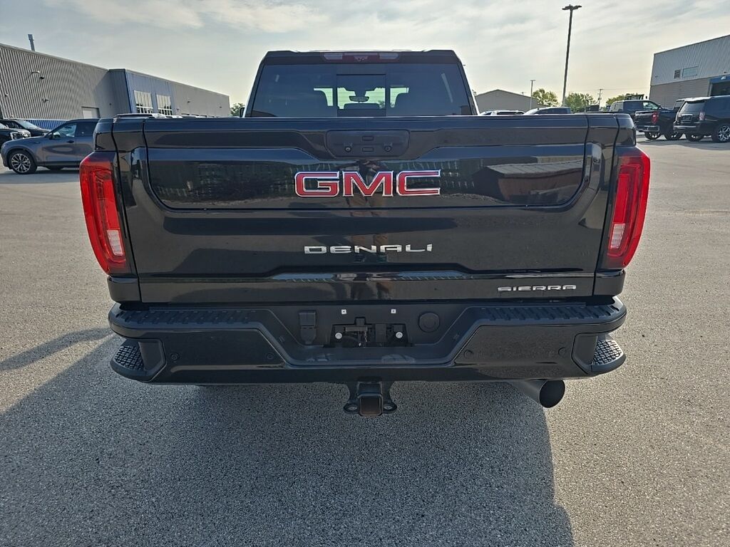 2023 GMC Sierra 2500HD 4x4 Crew Cab Denali Minocqua WI