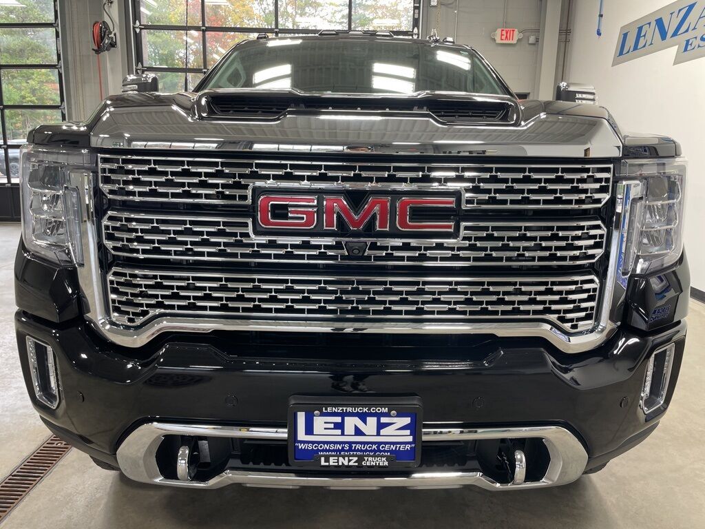 2023 GMC Sierra 2500HD 4x4 Crew Cab Denali