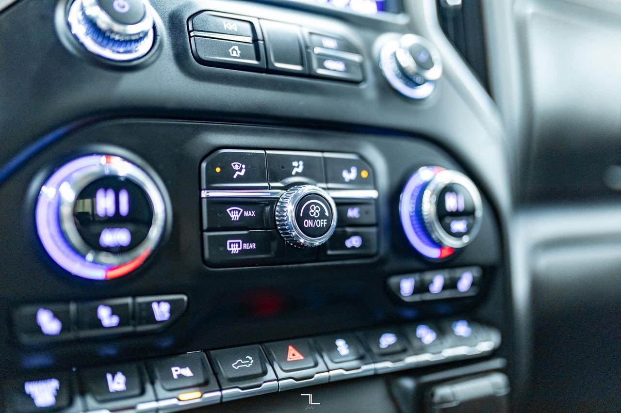 2023 GMC Sierra 2500HD 4x4 Crew Cab Denali Ultimate Diesel Leather Roof Nav Red Deer AB