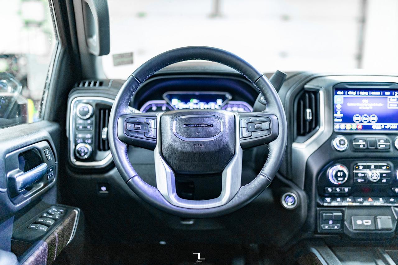 2023 GMC Sierra 2500HD 4x4 Crew Cab Denali Ultimate Diesel Leather Roof Nav Red Deer AB