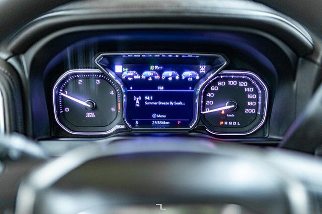 2023 GMC Sierra 2500HD 4x4 Crew Cab Denali Ultimate Diesel Leather Roof Nav Red Deer AB