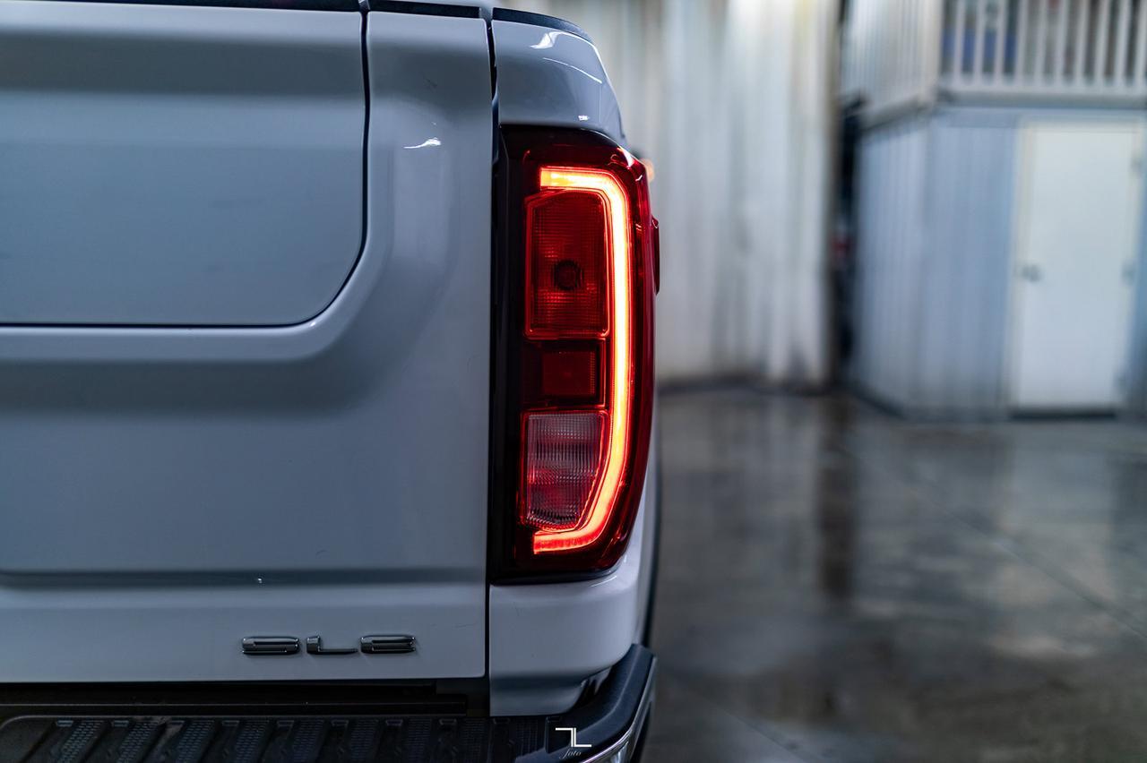 2023 GMC Sierra 2500HD 4x4 Crew Cab SLE X31 Diesel BCam Red Deer AB