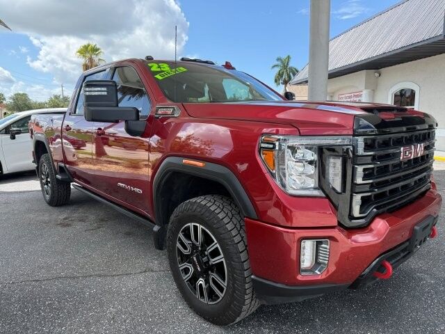 2023 GMC Sierra 2500HD AT4 Crew Cab 4WD