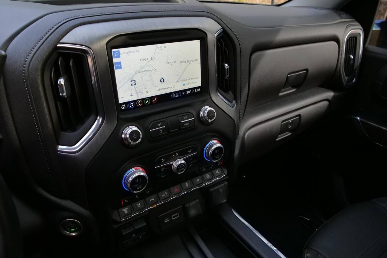 2023 GMC Sierra 2500HD Denali 4X4 / Wheels & Tires Upgrade / Diesel! Lincolnton NC