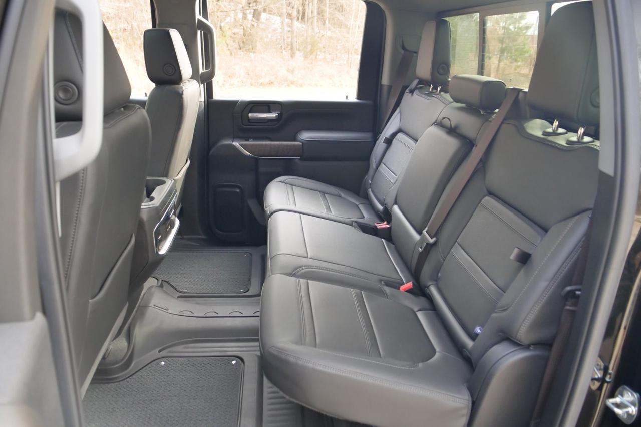 2023 GMC Sierra 2500HD Denali 4X4 / Wheels & Tires Upgrade / Diesel! Lincolnton NC