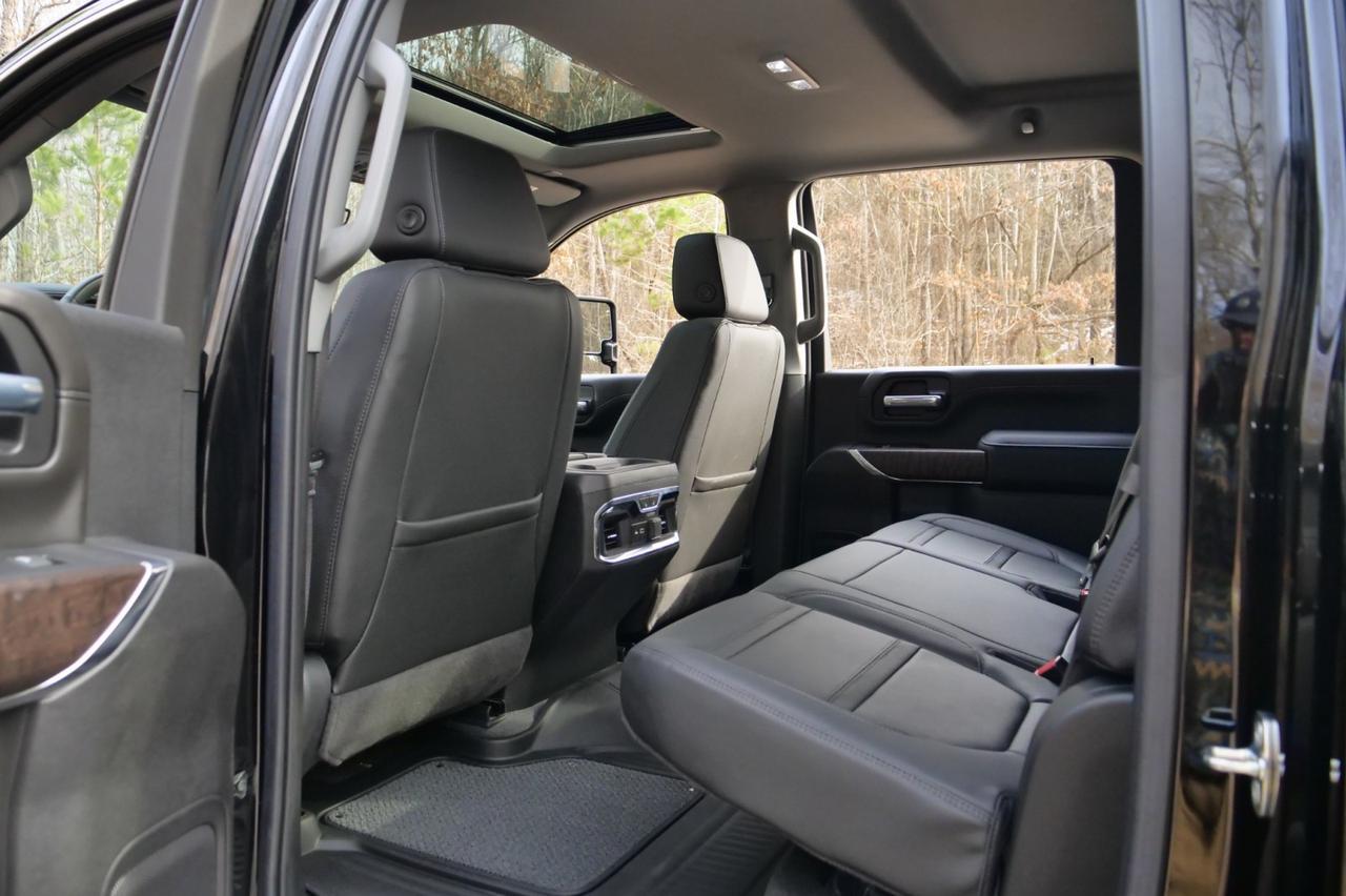 2023 GMC Sierra 2500HD Denali 4X4 / Wheels & Tires Upgrade / Diesel! Lincolnton NC