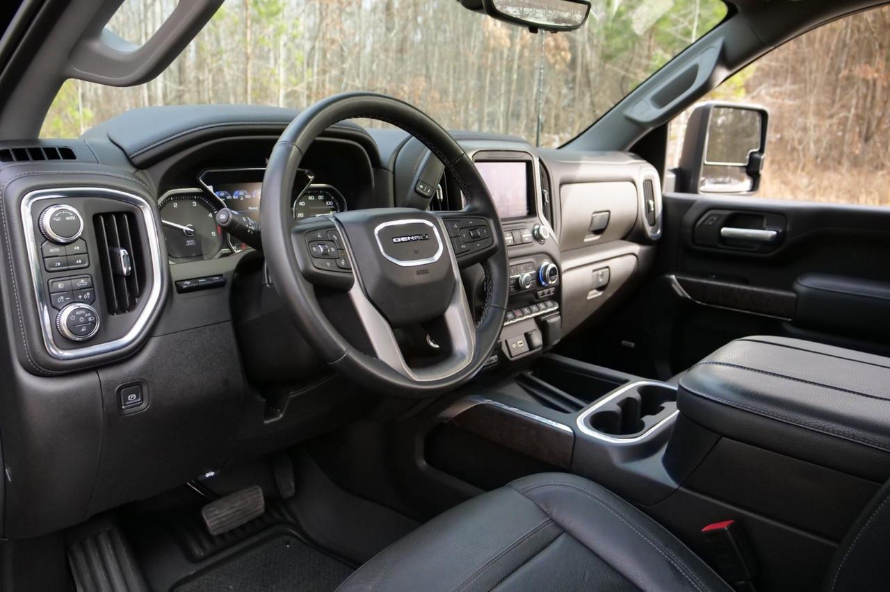 2023 GMC Sierra 2500HD Denali 4X4 / Wheels & Tires Upgrade / Diesel! Lincolnton NC