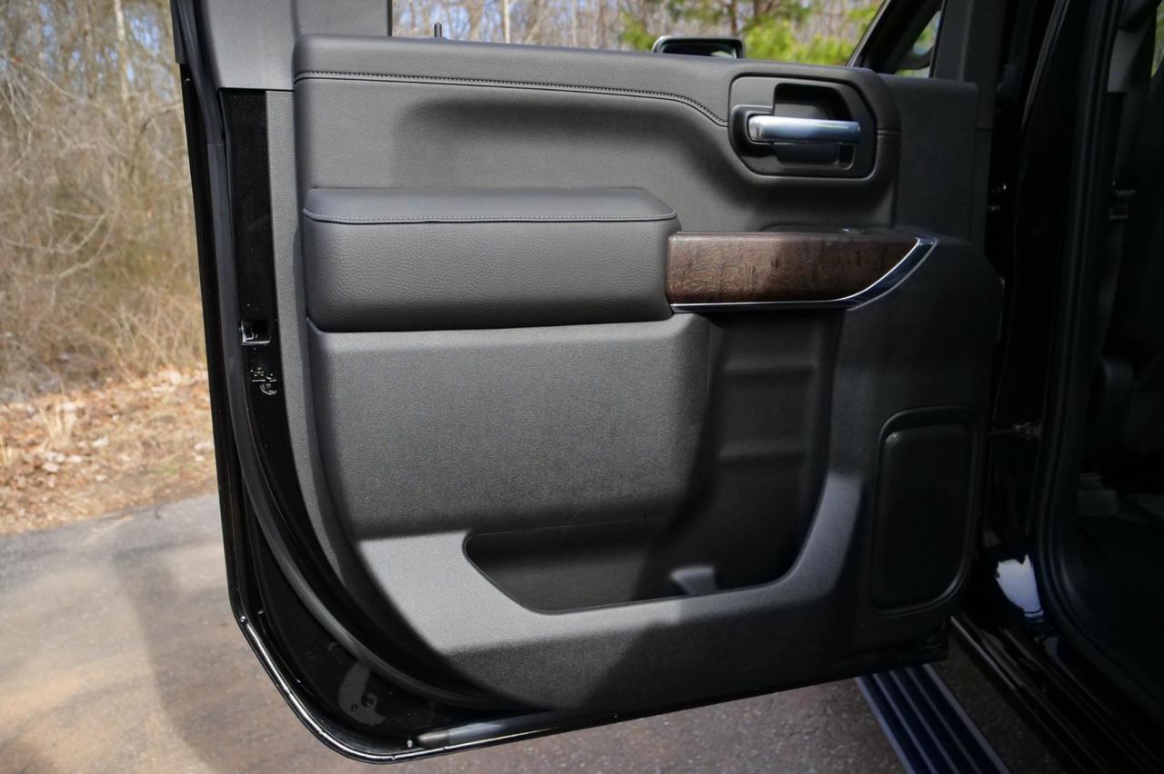 2023 GMC Sierra 2500HD Denali 4X4 / Wheels & Tires Upgrade / Diesel! Lincolnton NC