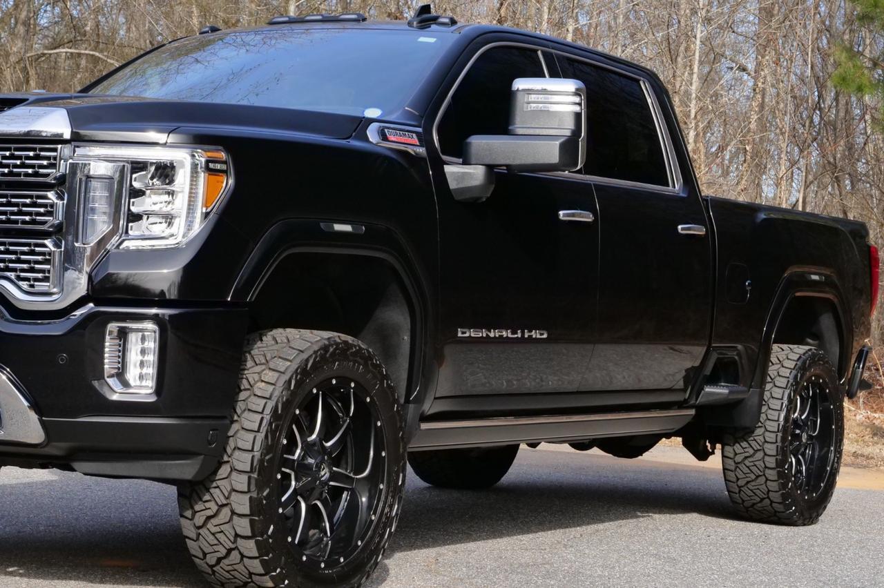 2023 GMC Sierra 2500HD Denali 4X4 / Wheels & Tires Upgrade / Diesel! Lincolnton NC