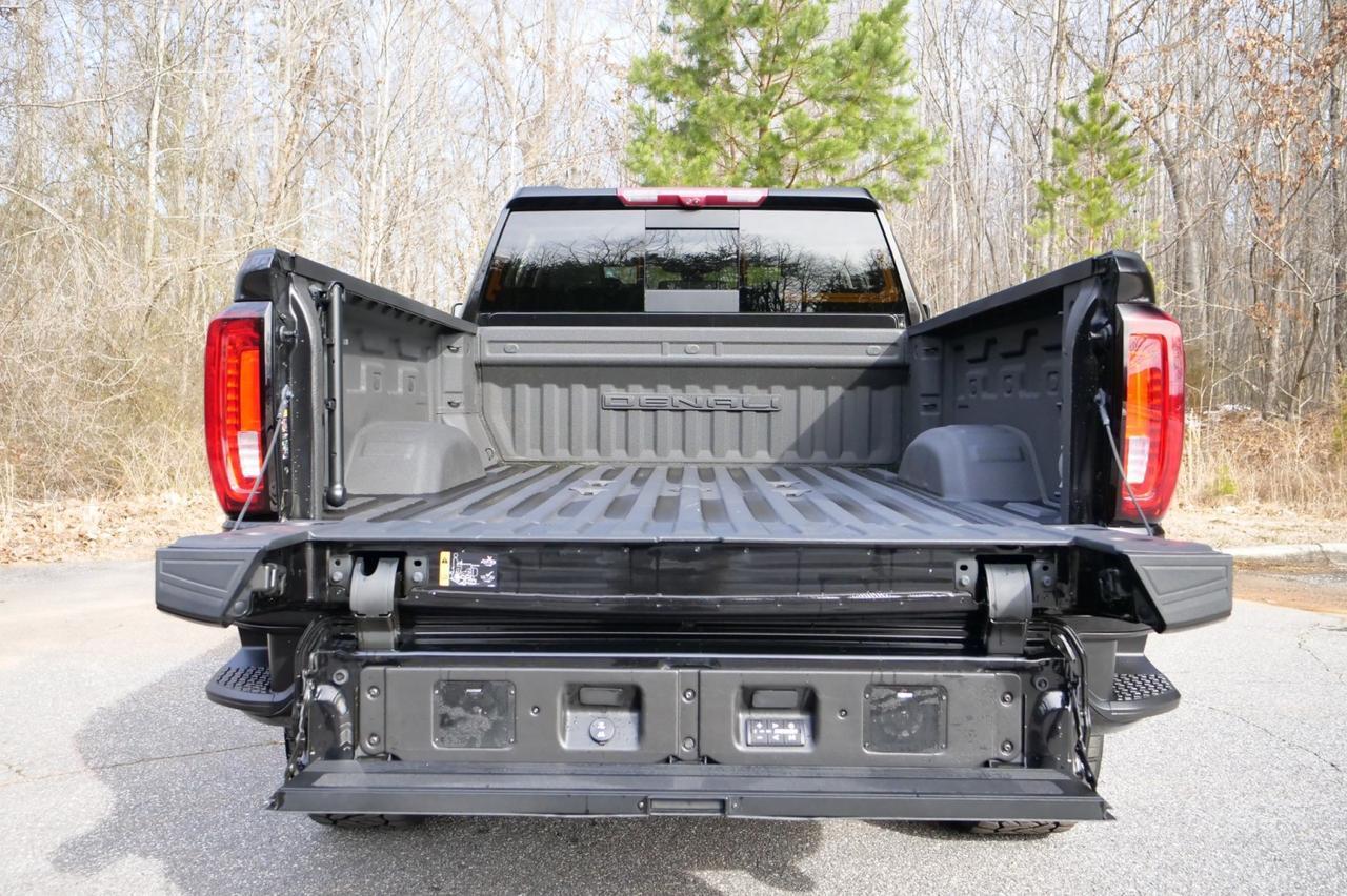 2023 GMC Sierra 2500HD Denali 4X4 / Wheels & Tires Upgrade / Diesel! Lincolnton NC