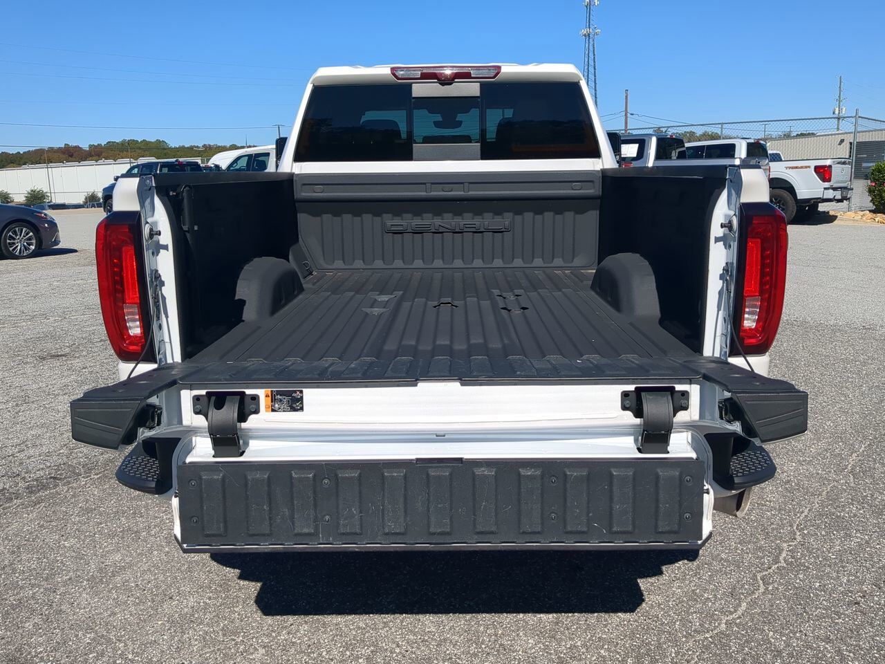 2023 GMC Sierra 2500HD Denali Winder GA