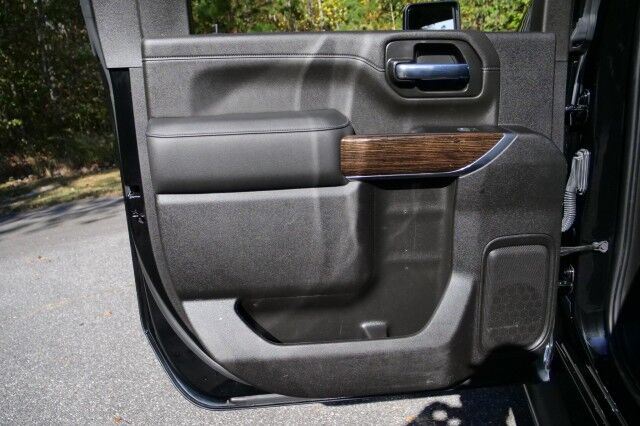 2023 GMC Sierra 2500HD SLE 4X4 / Duramax Diesel / ARE Bed Cap! High Point NC