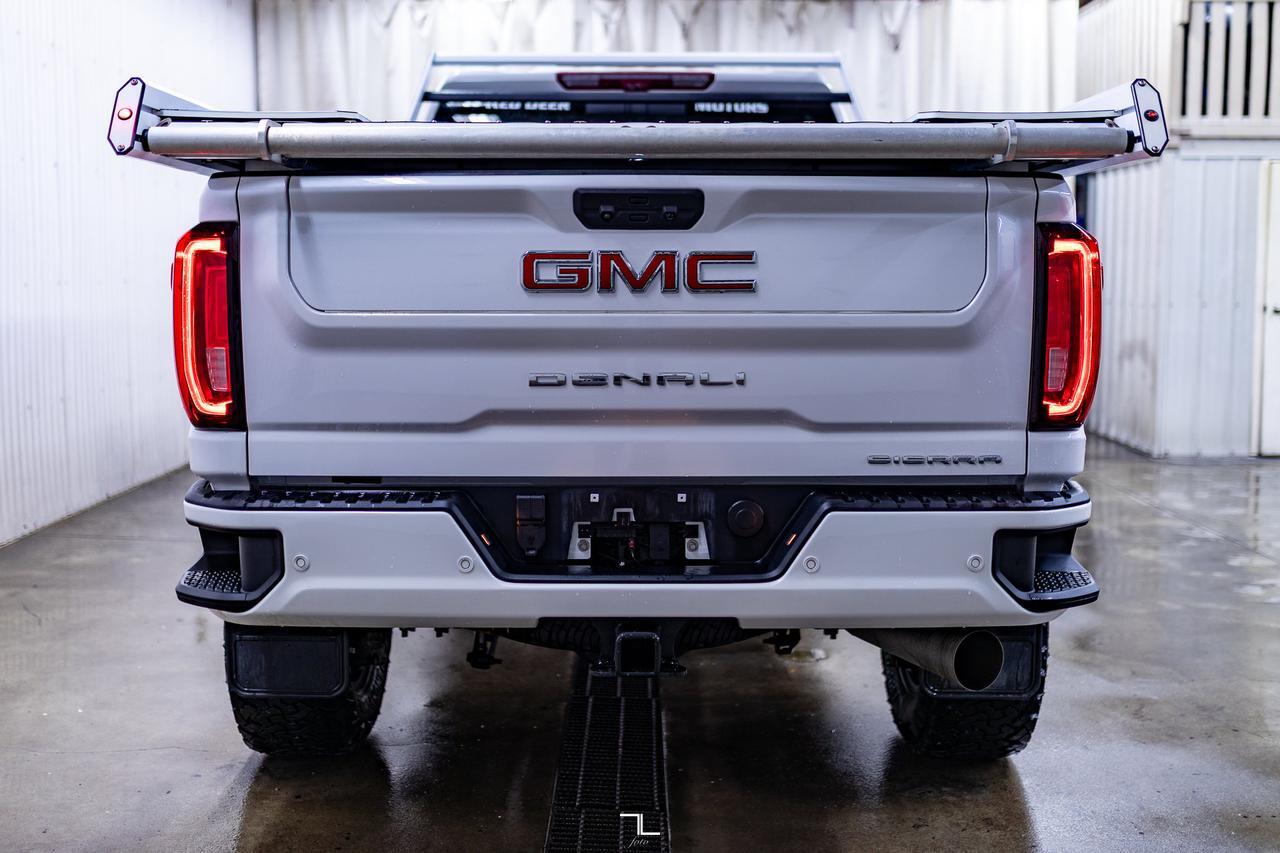 2023 GMC Sierra 3500HD 4x4 Crew Cab Denali Diesel Leather Roof Nav 6" Lift Red Deer AB