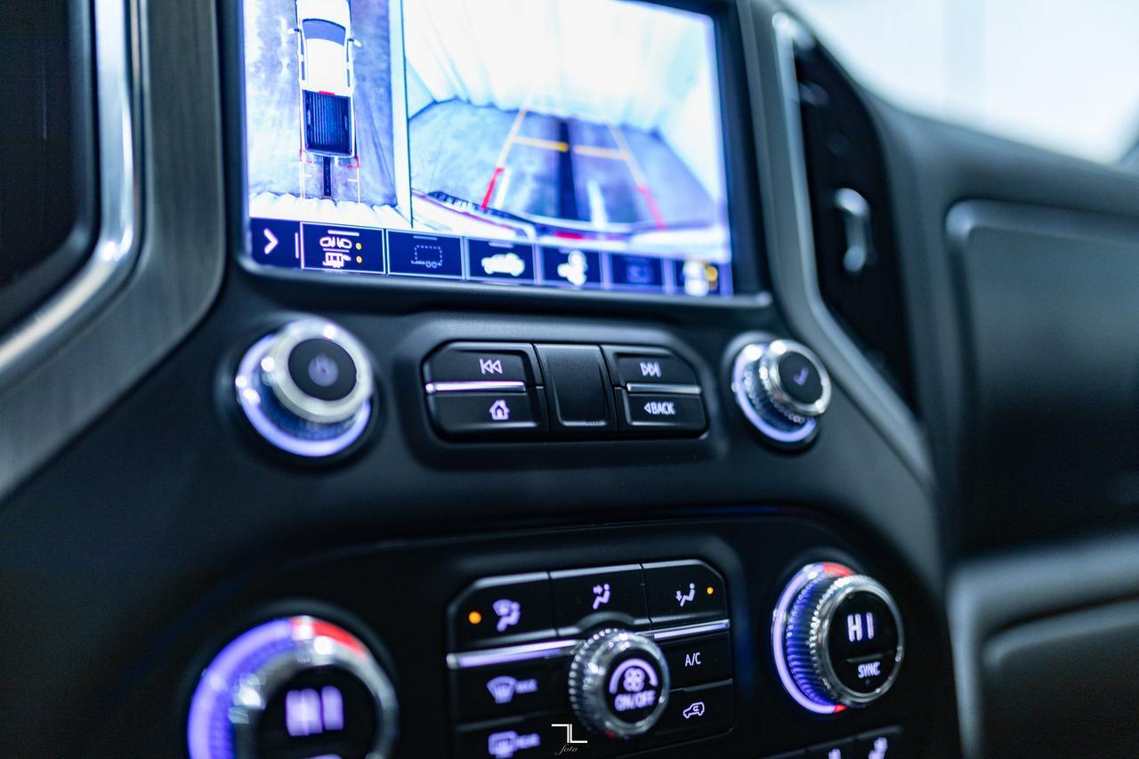 2023 GMC Sierra 3500HD 4x4 Crew Cab Denali Diesel Leather Roof Nav 6" Lift Red Deer AB