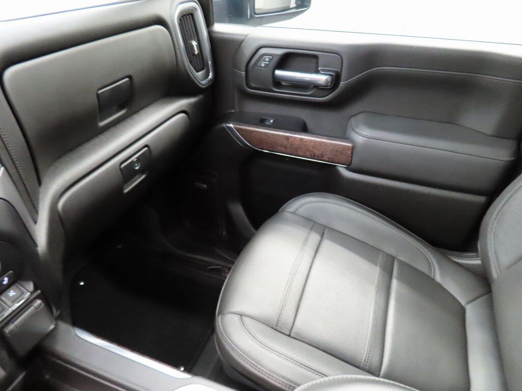 2023 GMC Sierra 3500HD 4x4 Crew Cab Denali SRW Fond du Lac WI