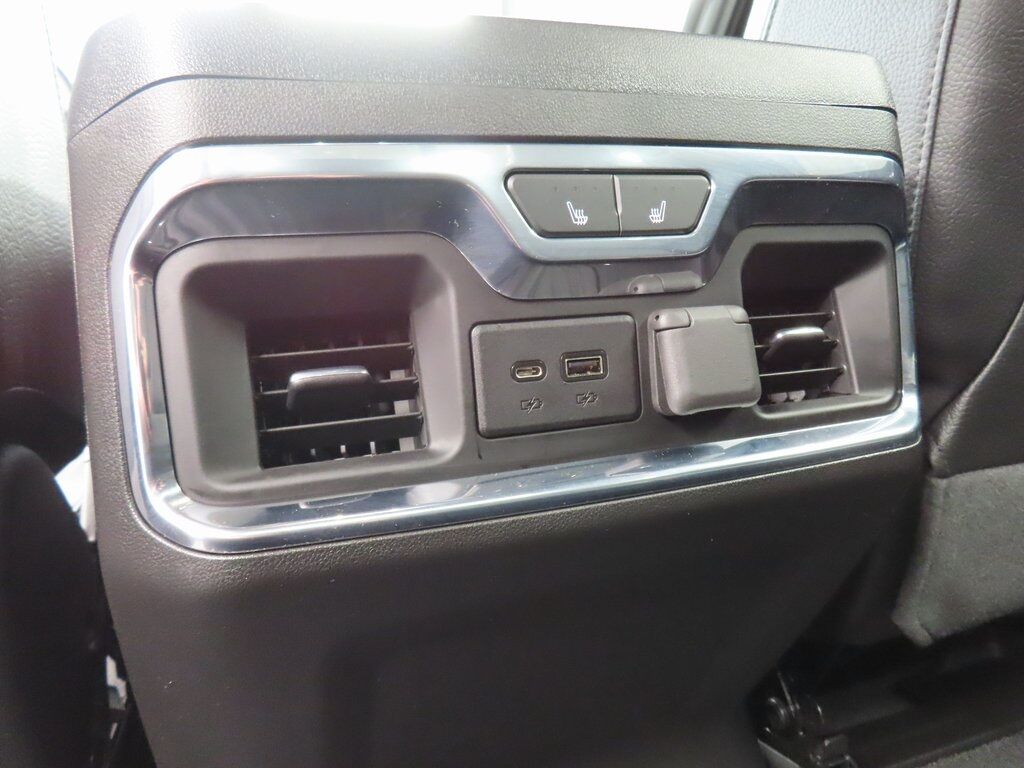 2023 GMC Sierra 3500HD 4x4 Crew Cab Denali SRW Fond du Lac WI
