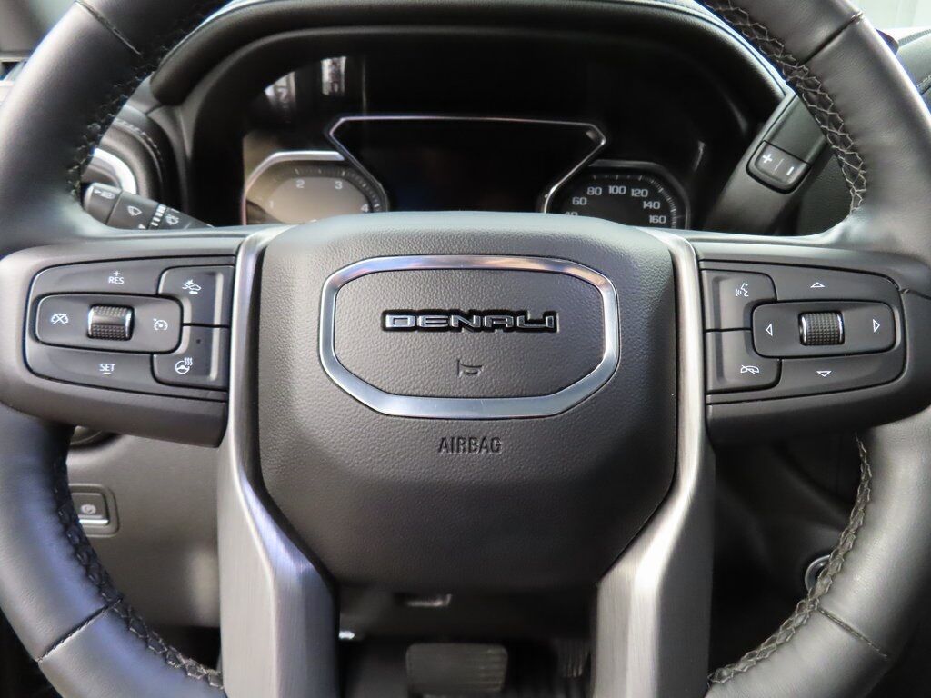 2023 GMC Sierra 3500HD 4x4 Crew Cab Denali SRW Fond du Lac WI