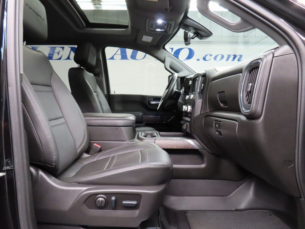 2023 GMC Sierra 3500HD 4x4 Crew Cab Denali SRW Fond du Lac WI