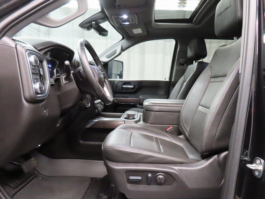 2023 GMC Sierra 3500HD 4x4 Crew Cab Denali SRW Fond du Lac WI