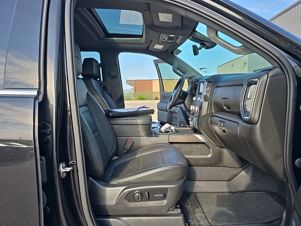 2023 GMC Sierra 3500HD 4x4 Crew Cab Denali SRW Fond du Lac WI