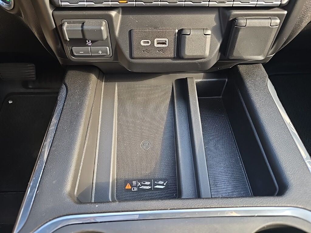 2023 GMC Sierra 3500HD 4x4 Crew Cab Denali SRW Fond du Lac WI