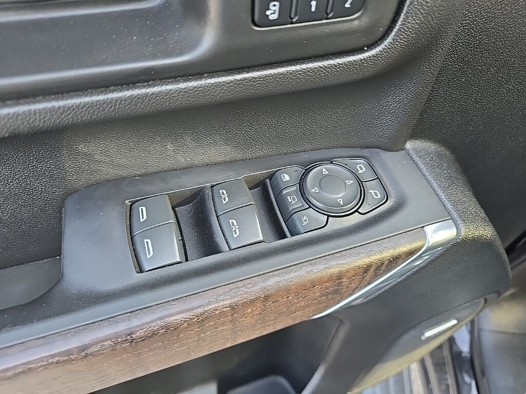 2023 GMC Sierra 3500HD 4x4 Crew Cab Denali SRW Fond du Lac WI
