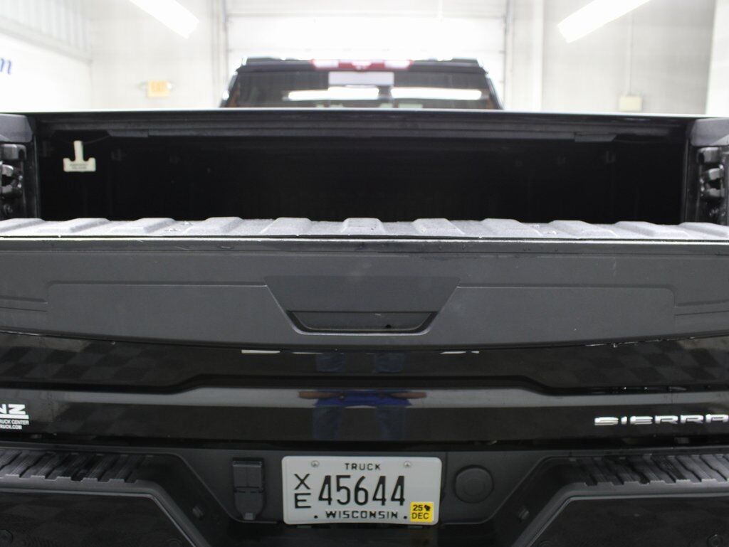 2023 GMC Sierra 3500HD 4x4 Crew Cab Denali SRW Fond du Lac WI