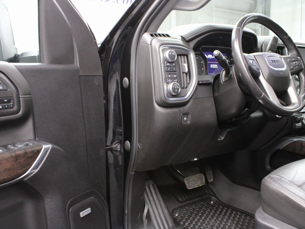 2023 GMC Sierra 3500HD 4x4 Crew Cab Denali SRW Fond du Lac WI