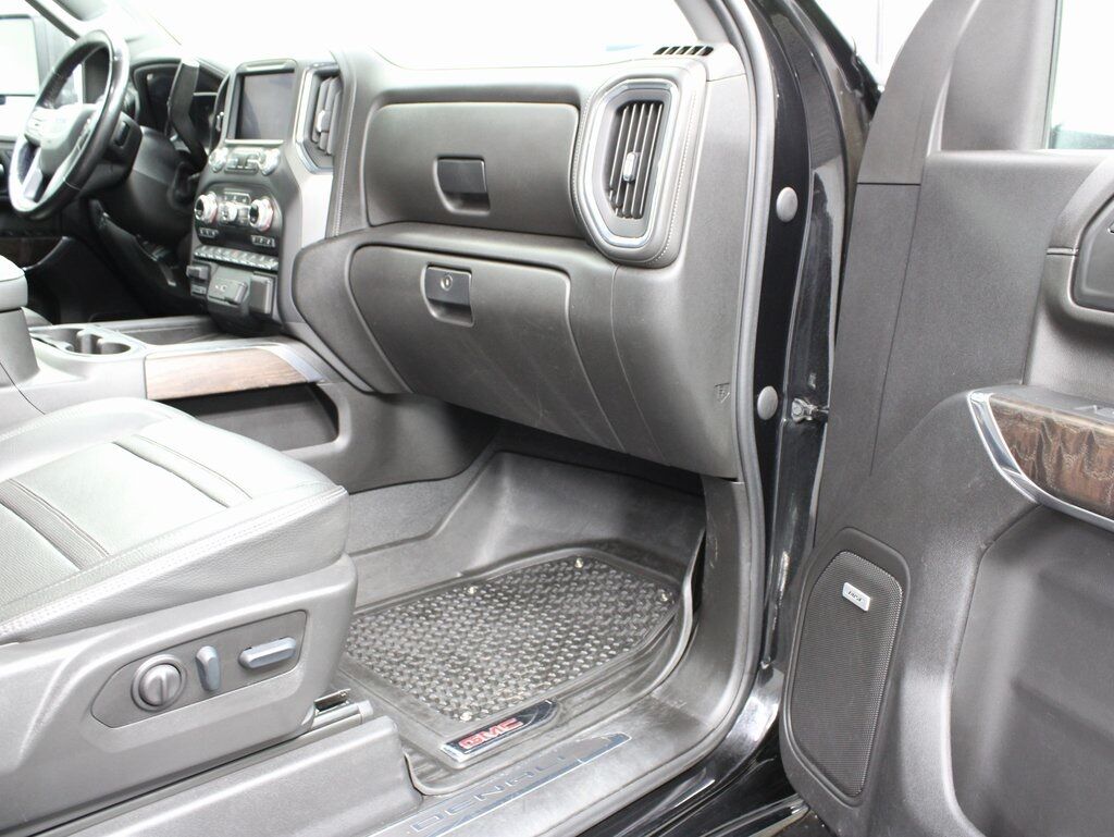 2023 GMC Sierra 3500HD 4x4 Crew Cab Denali SRW Fond du Lac WI