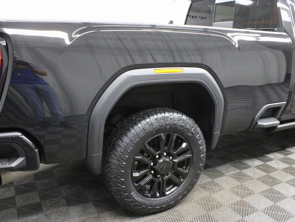2023 GMC Sierra 3500HD 4x4 Crew Cab Denali SRW Fond du Lac WI