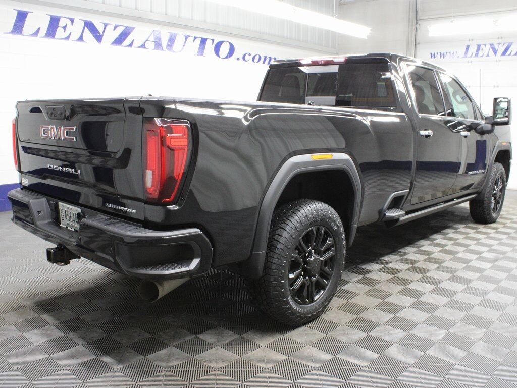 2023 GMC Sierra 3500HD 4x4 Crew Cab Denali SRW Fond du Lac WI
