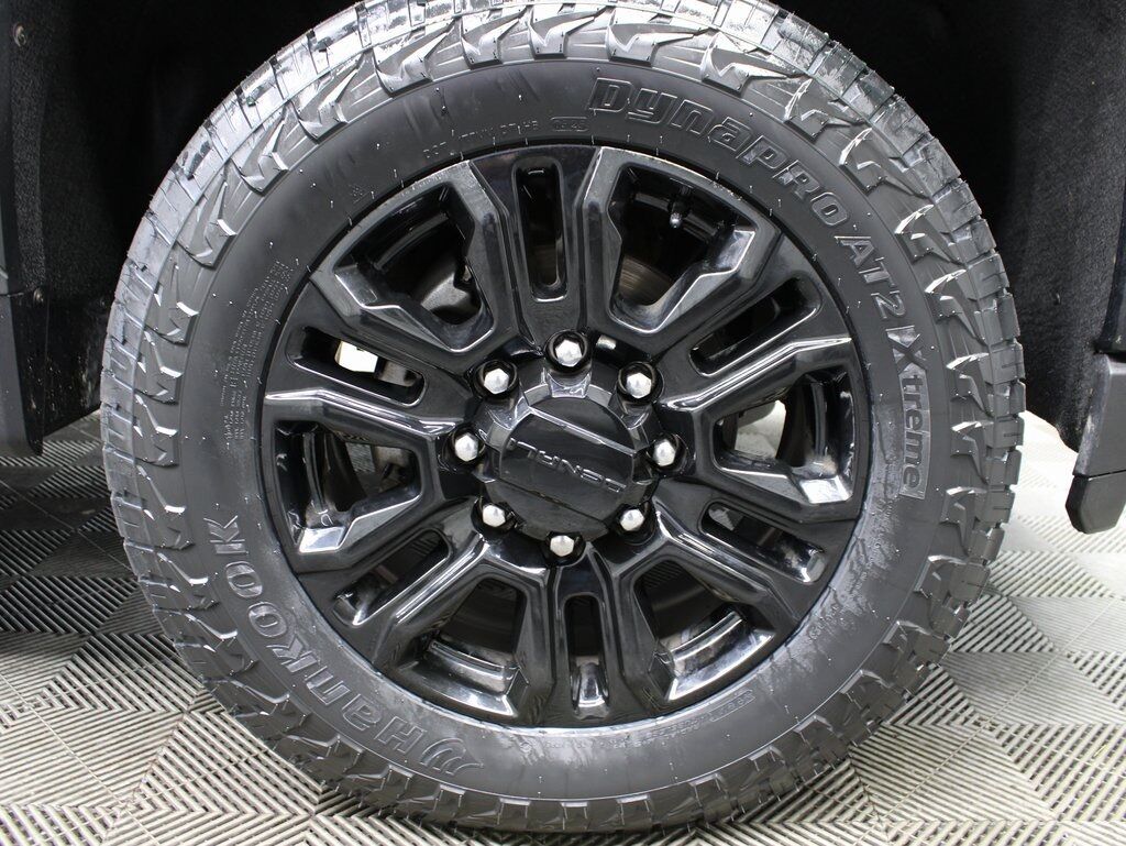 2023 GMC Sierra 3500HD 4x4 Crew Cab Denali SRW Fond du Lac WI