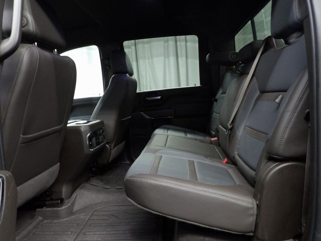 2023 GMC Sierra 3500HD 4x4 Crew Cab Denali SRW Fond du Lac WI