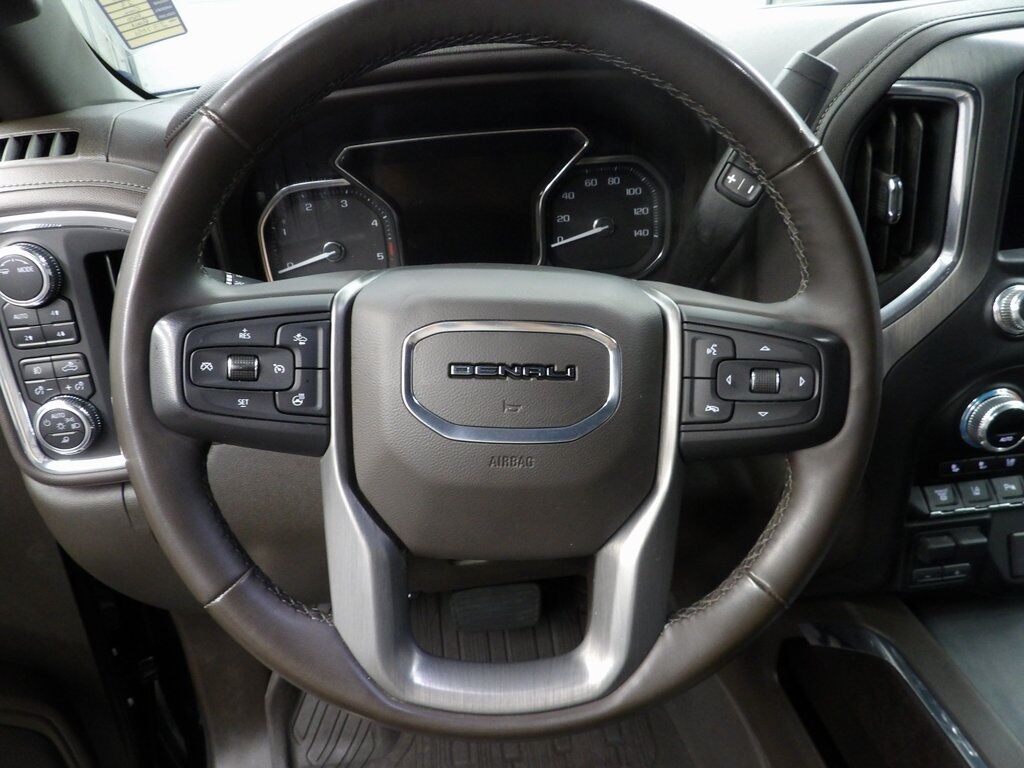 2023 GMC Sierra 3500HD 4x4 Crew Cab Denali SRW Fond du Lac WI