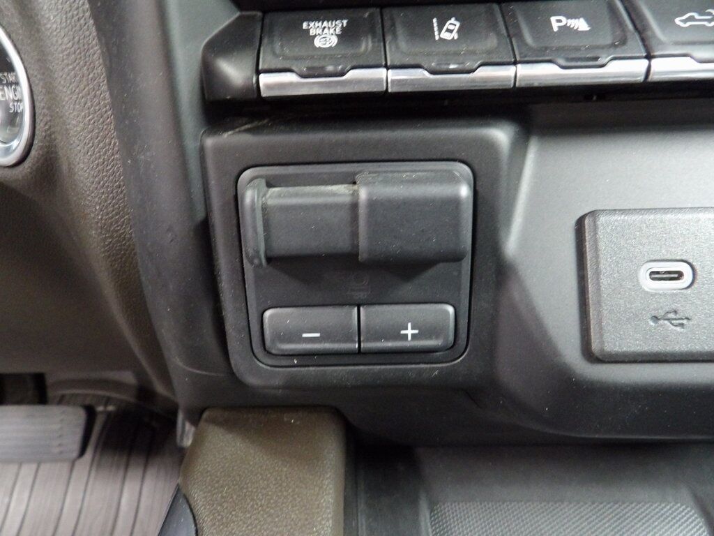 2023 GMC Sierra 3500HD 4x4 Crew Cab Denali SRW Fond du Lac WI