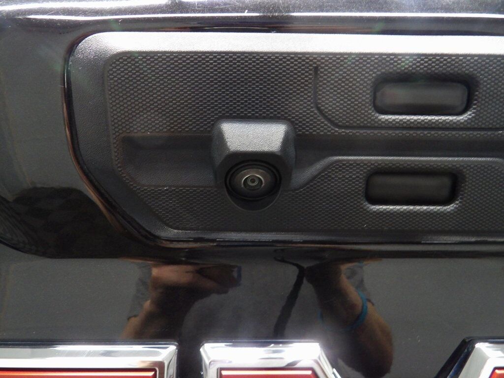 2023 GMC Sierra 3500HD 4x4 Crew Cab Denali SRW Fond du Lac WI