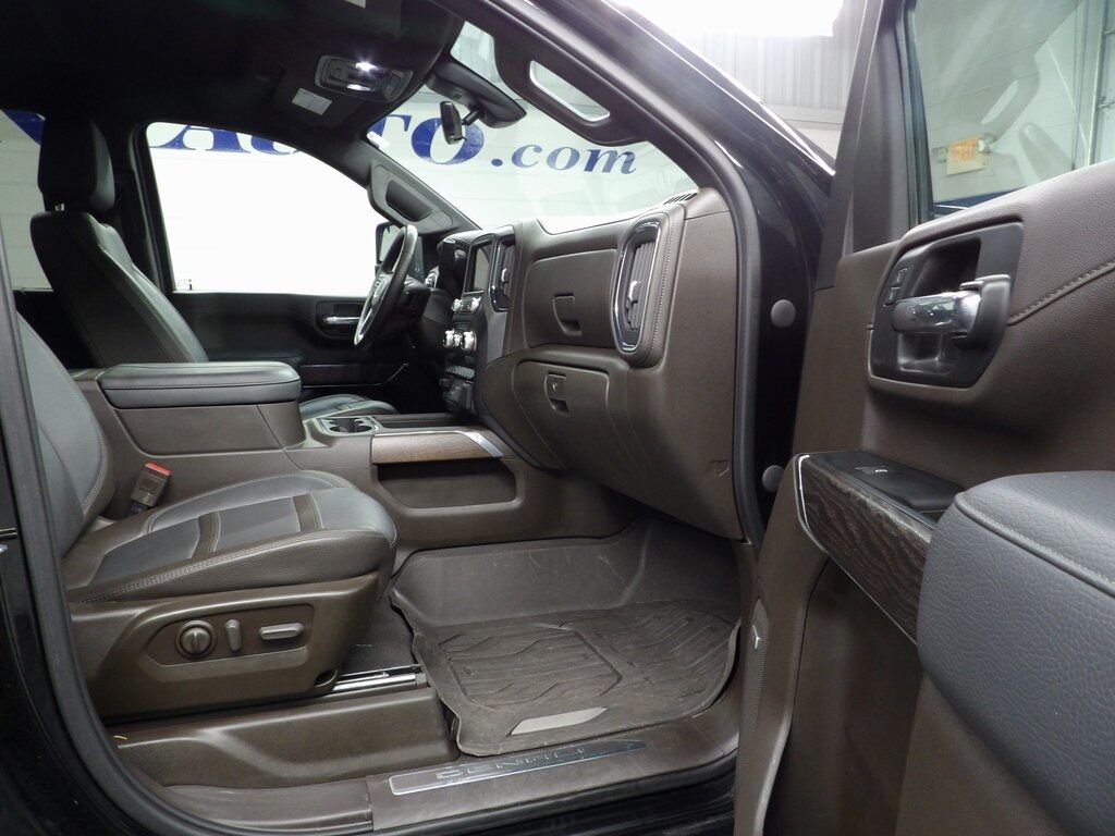 2023 GMC Sierra 3500HD 4x4 Crew Cab Denali SRW Fond du Lac WI