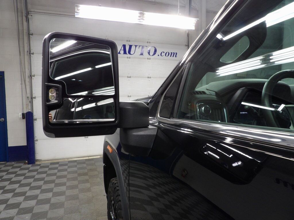 2023 GMC Sierra 3500HD 4x4 Crew Cab Denali SRW Fond du Lac WI