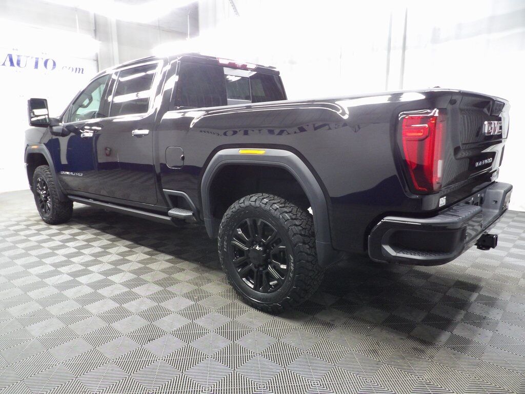 2023 GMC Sierra 3500HD 4x4 Crew Cab Denali SRW Fond du Lac WI